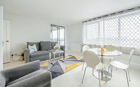 Stunning Flat In Chelsea, Kings Road With Balcony